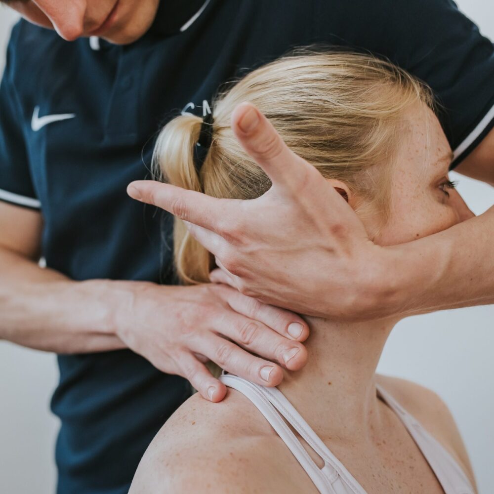 Manuele-therapie-Amersfoort-1-scaled-e1630583376841